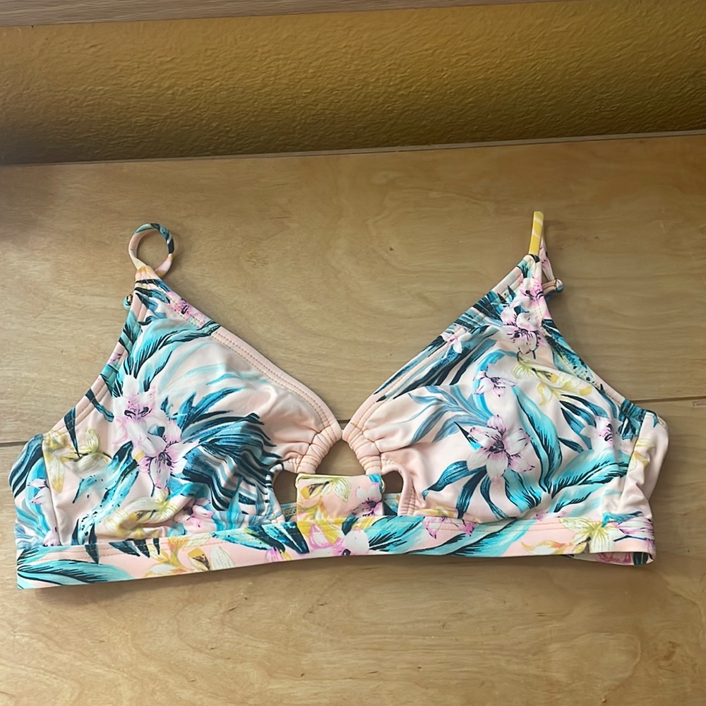 Ambrielle tropical bikini top, Size Small